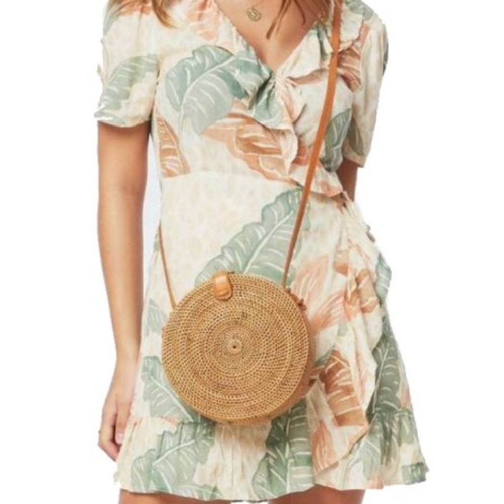 Round Rattan/Straw Crossbody